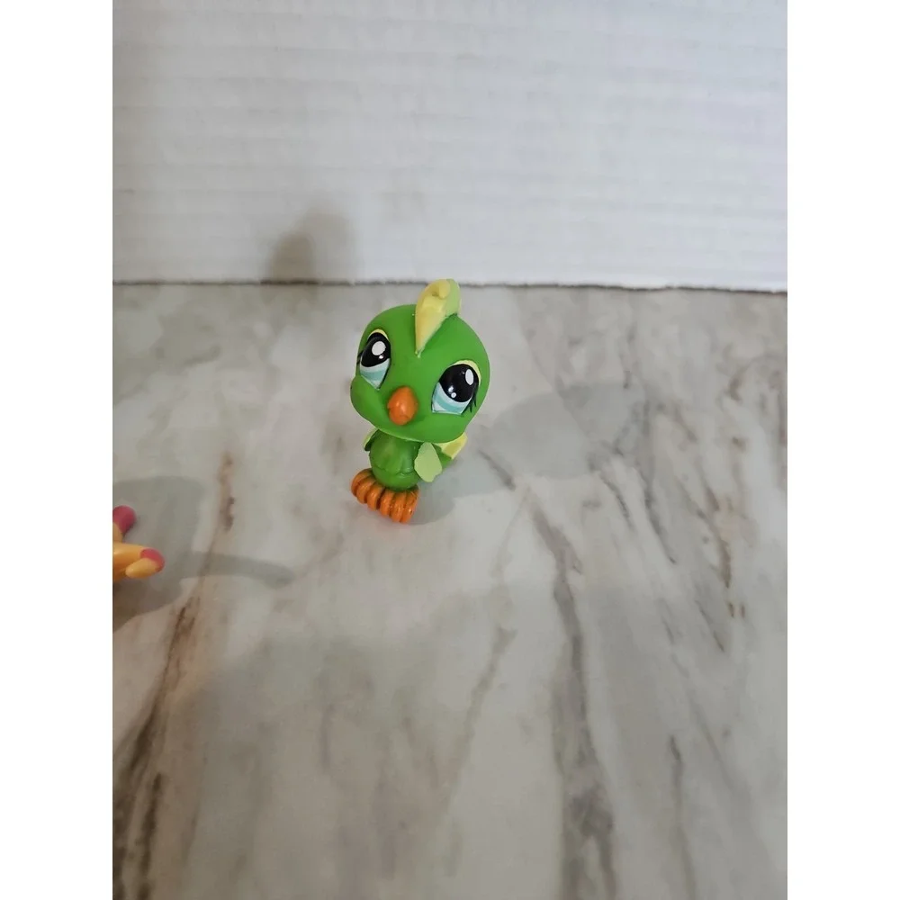 LPS Littlest Pet Shop Lot Of 4 Bird Rabbit Pup Lizard